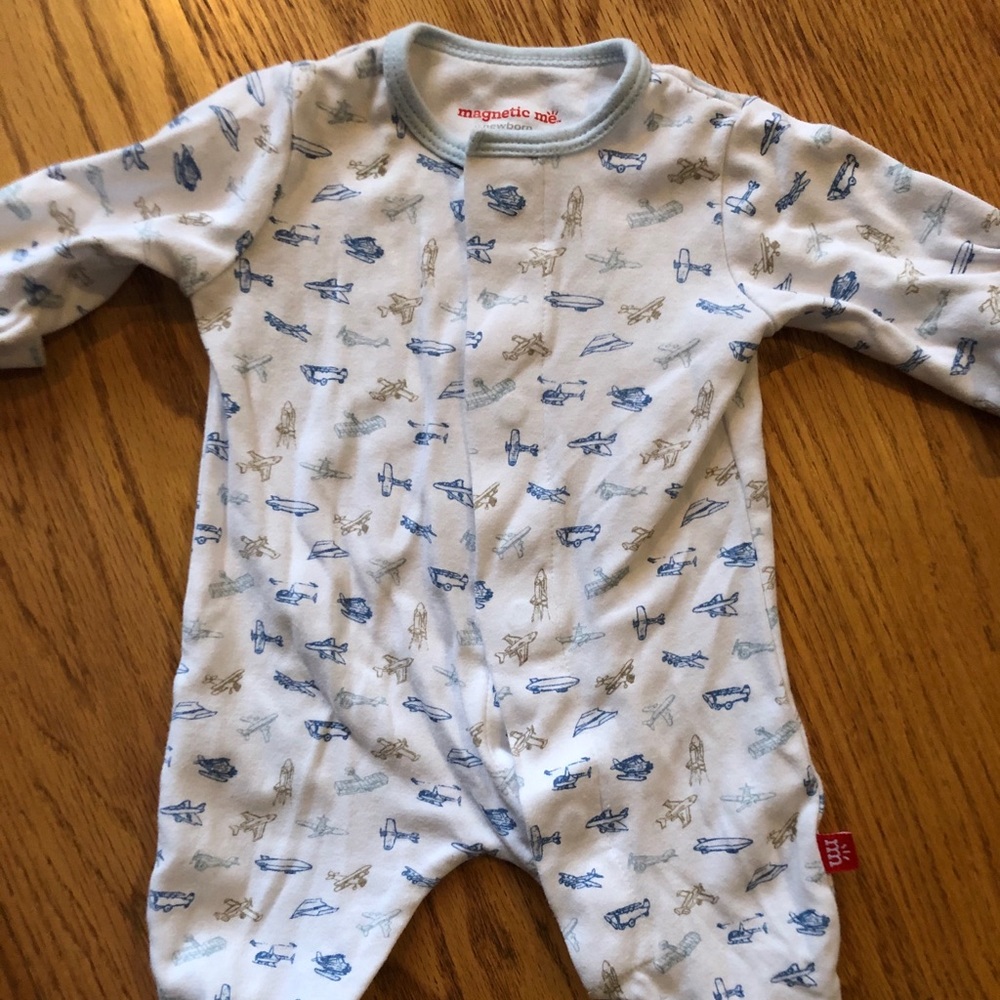 Magnetic Me newborn pajamas plane print